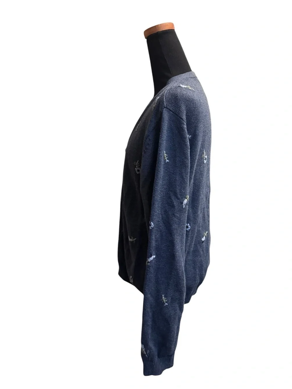 VINTAGE EDDIE BAUER Gray Floral Embroidered Button Up Cardigan Women’s SZ Med